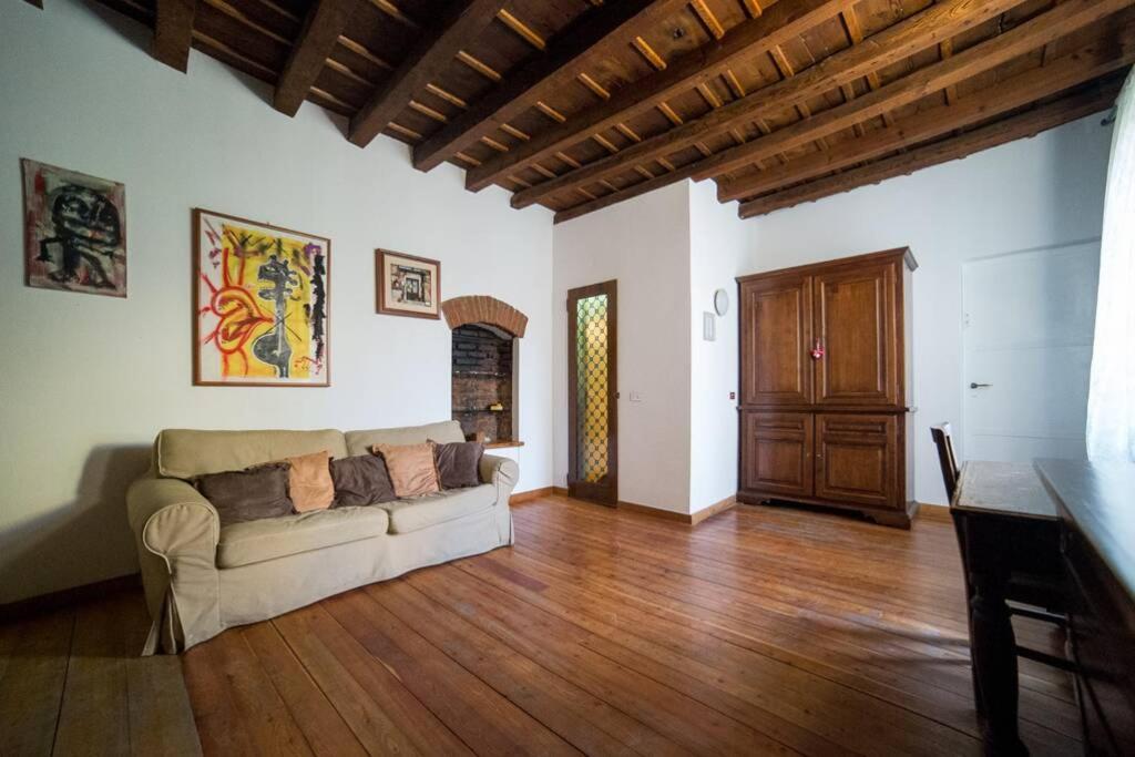 Hbhall Navigli 2 Apartment Milan Bagian luar foto