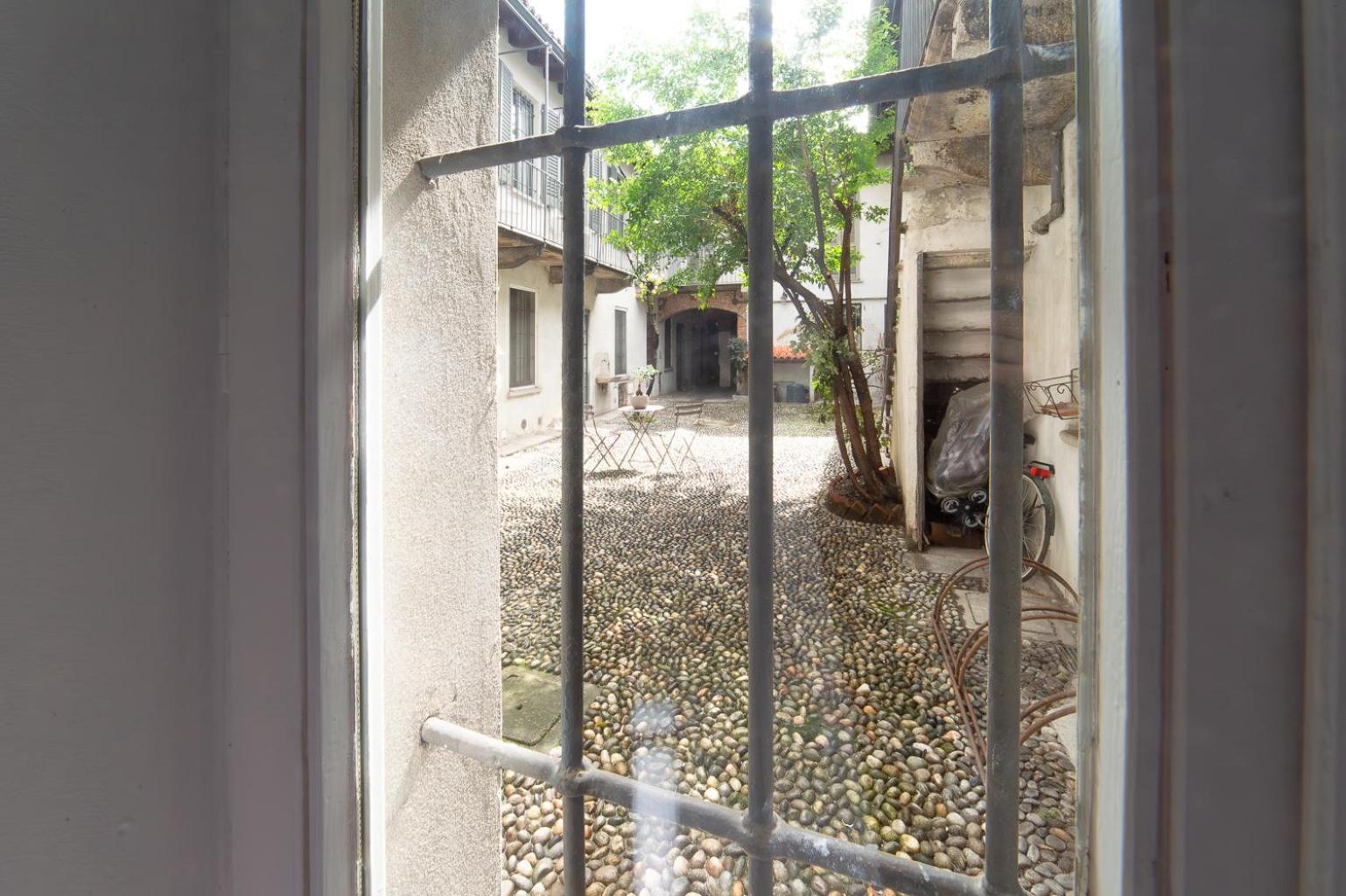 Hbhall Navigli 2 Apartment Milan Bagian luar foto